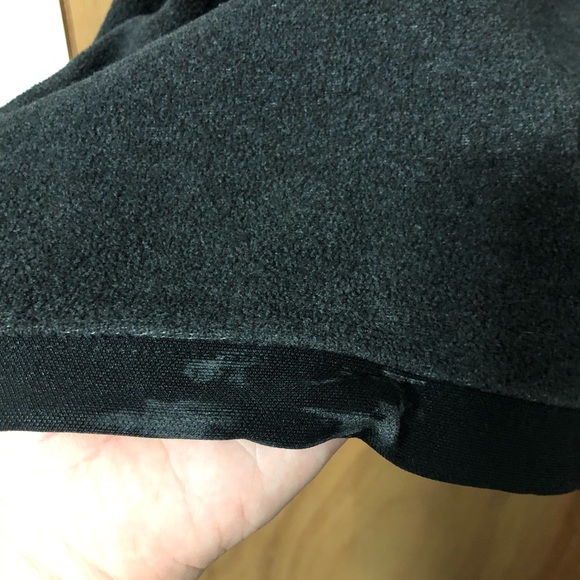 🔥 LAST CHANCE 🔥
Old Navy Pullover w/ Zipper - Picture 13 of 13